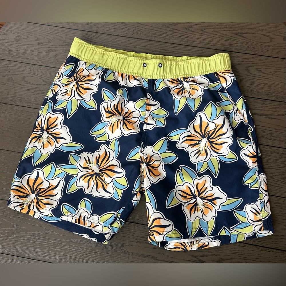 SVRN Sovereign Code Swim Trunks Mens Flower Hawaiian Design Size Large
